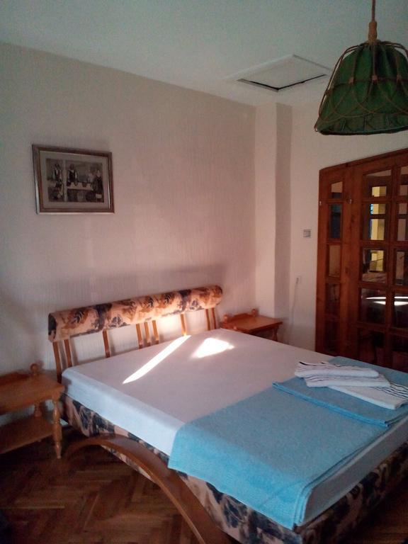 Leisure House Jovovic Βίλα Bar Δωμάτιο φωτογραφία