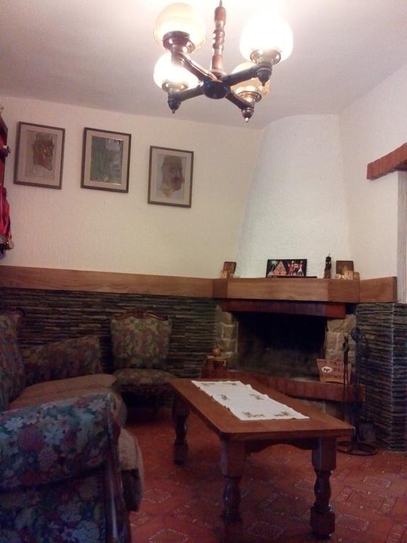 Leisure House Jovovic Βίλα Bar Δωμάτιο φωτογραφία